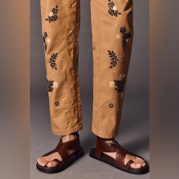 NWT! Anthropologie Pilcro Wanderer Mid-Rise Relaxed-Leg Pants Appliqué Edition 🟡 - Picture 3 of 7